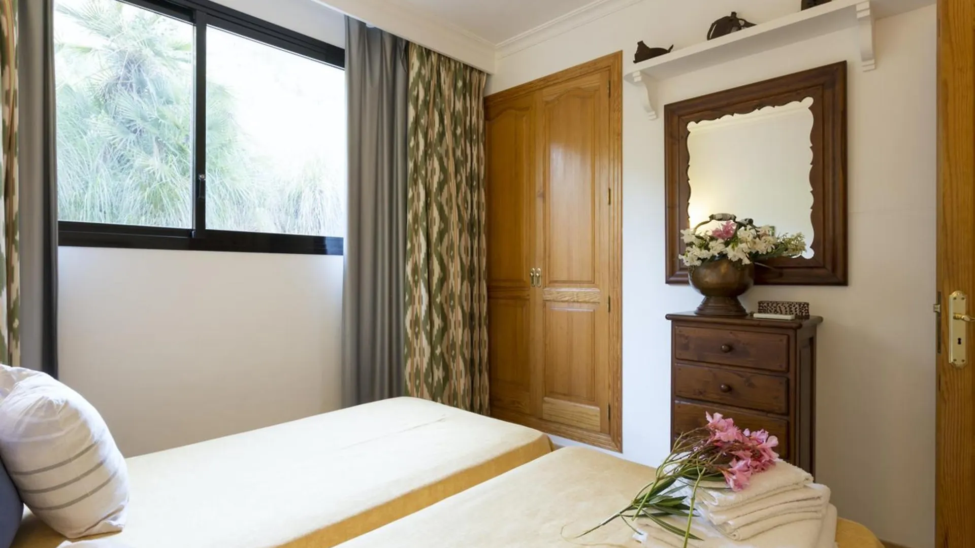 Villa In Port De Pollenca With Private Pool 0*,  Hiszpania